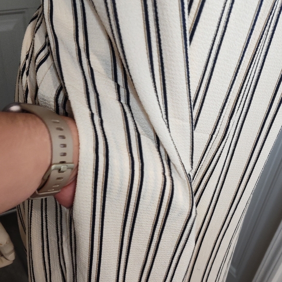 Striped Baggy Jumpsuit - Picture 4 of 9
